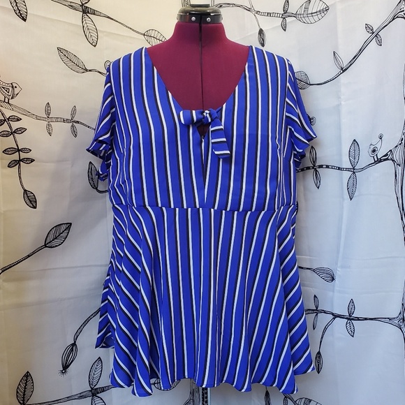 Torrid - Georgette Bow Blouse - Picture 2 of 8